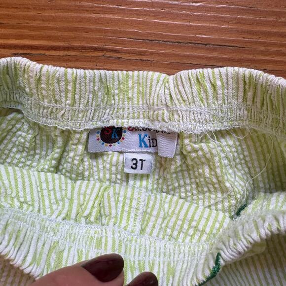 Smockadot Kids green white seersucker alligator embroidered boys shorts SIZE 3T - Picture 3 of 4
